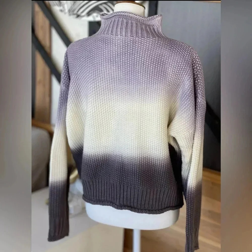 purple sweater she and sky size Medium women’s sweater - Picture 4 of 11